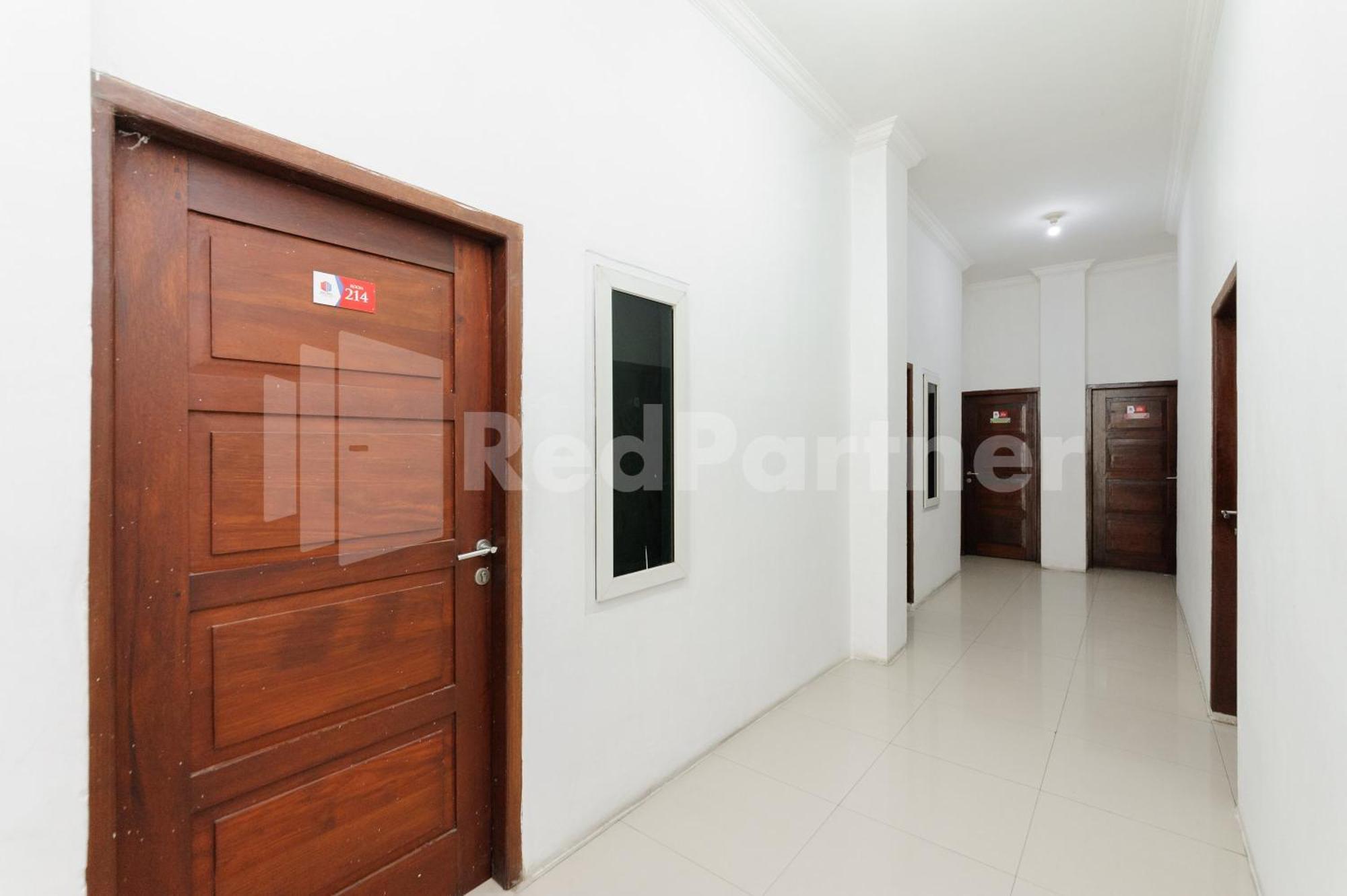 Reddoorz At Wisma Nabila Syariah Near Masjid Raya Baiturrahman 반다 아세흐 외부 사진