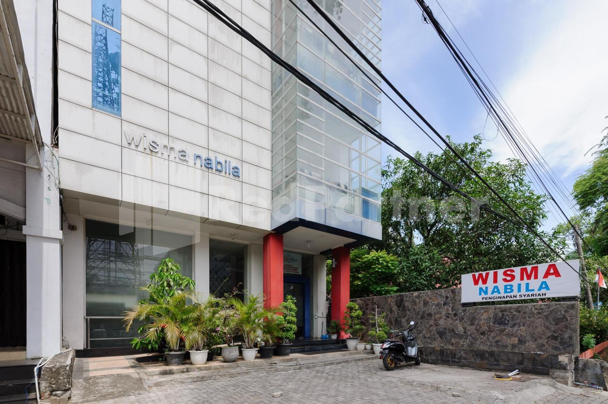 Reddoorz At Wisma Nabila Syariah Near Masjid Raya Baiturrahman 반다 아세흐 외부 사진