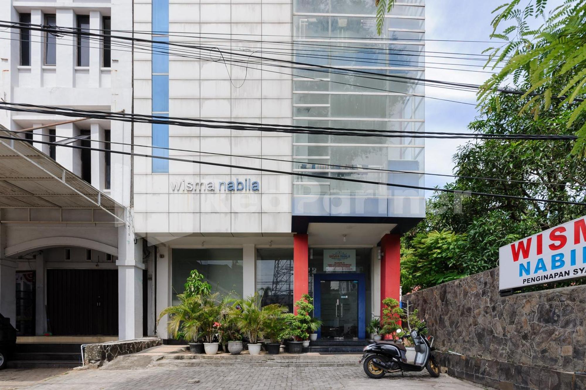 Reddoorz At Wisma Nabila Syariah Near Masjid Raya Baiturrahman 반다 아세흐 외부 사진